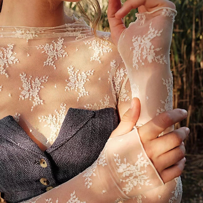lace undershirt for dress Ladies Eyelashes Lace Sheer Top Womens Long Sleeve Layering Shirt Shirt Shirts for Women Long Sleeve Undershirts for Women Womens Long Sleeve Shirt Women Long Sleeve Scoop Neck Long Sleeve Shirts -